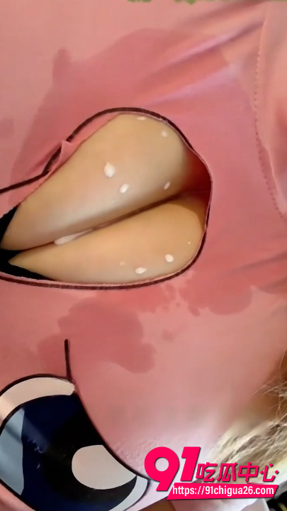 抖音巨乳女神苏非呀5