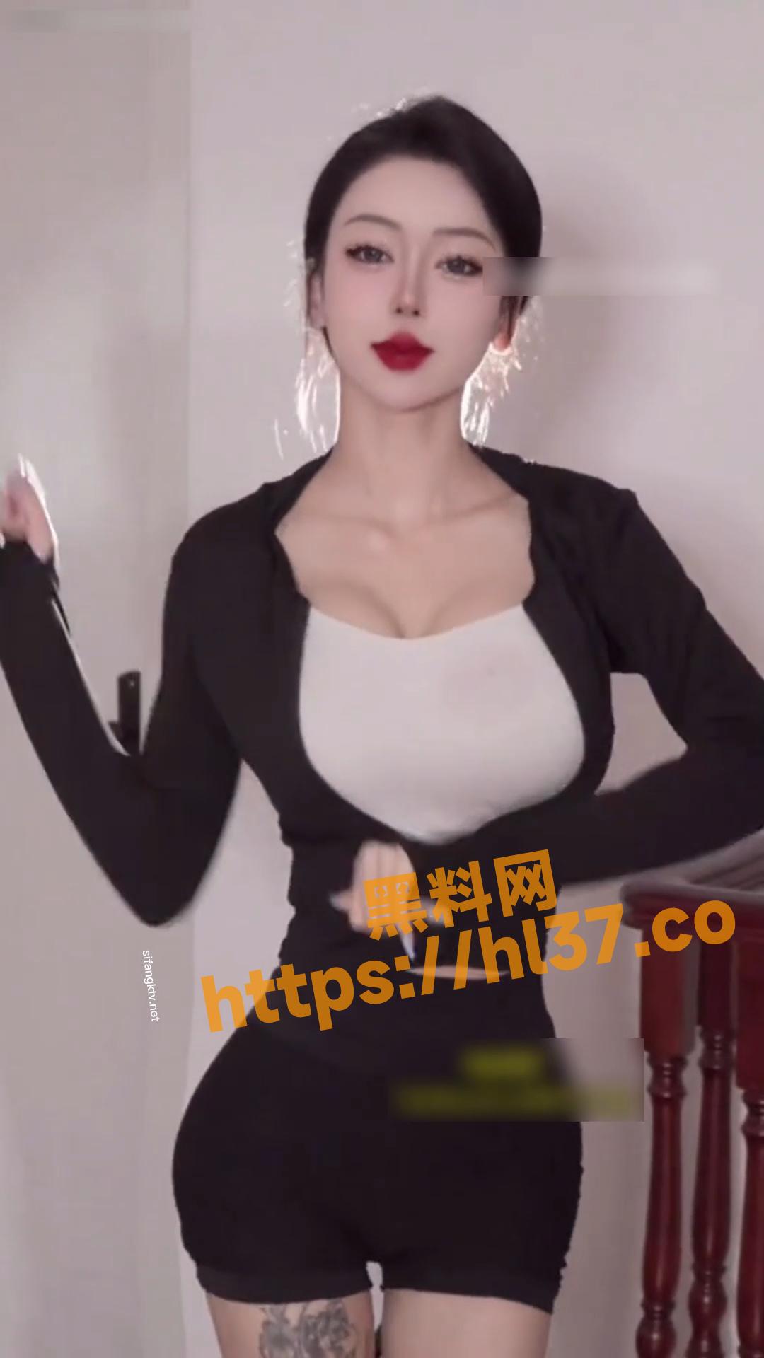 抖音超美女神 小蕙 高定视频 十几万粉丝露脸自慰 精品粉鲍 爽到嗷叫！