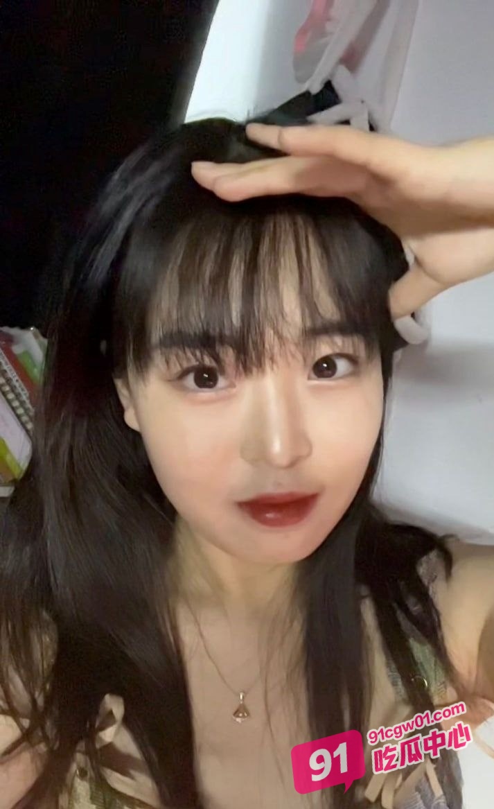 西北师范大学女生尹以彤自慰成瘾 在交友平台约炮被调教成骚母狗! 配图3