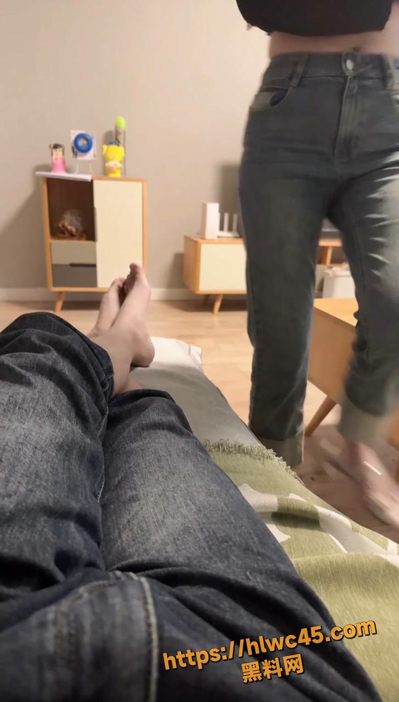 原创 窗台边激烈后入爆操 听话妹妹口活一流水多到爆最后内射超爽