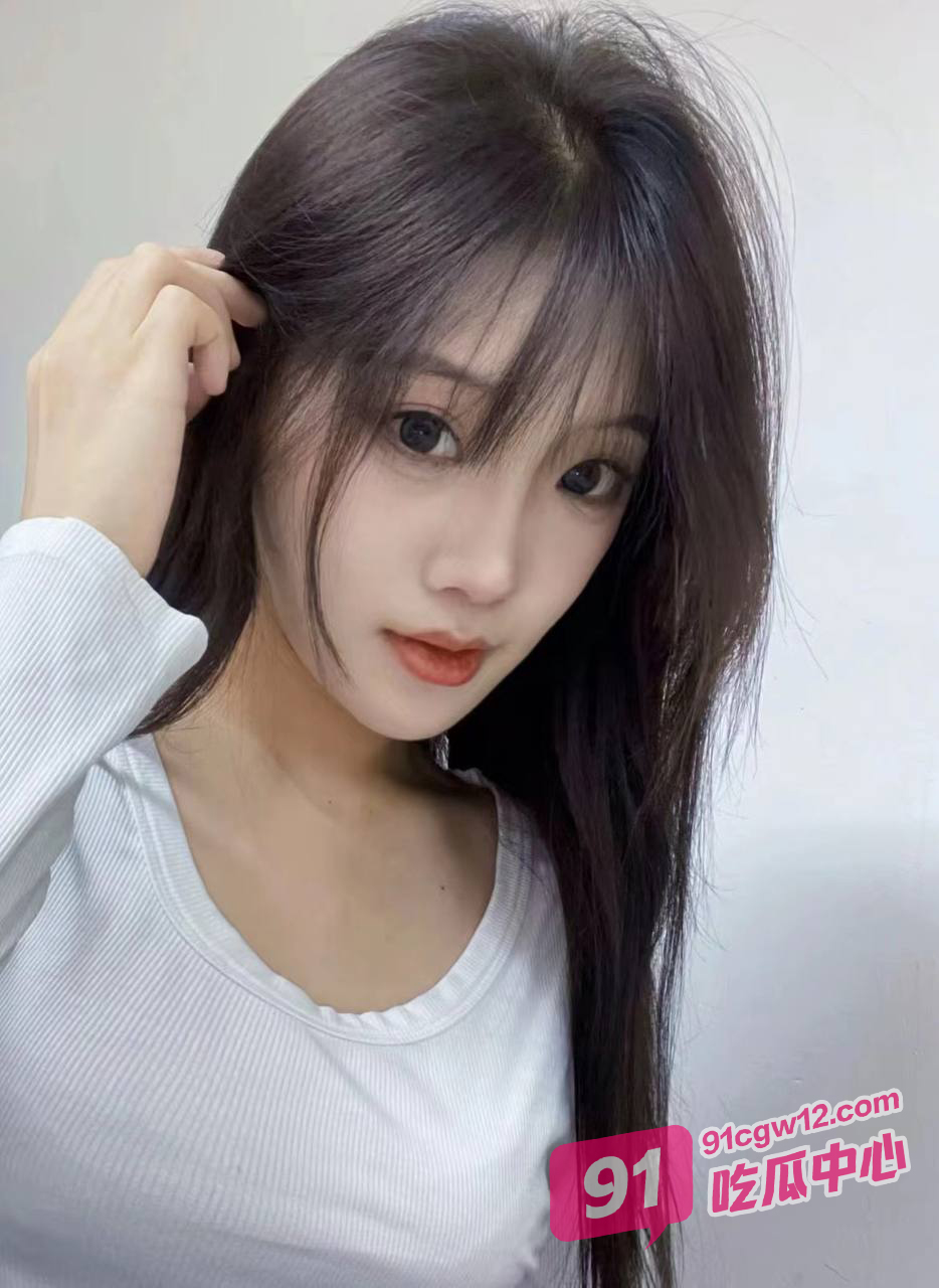 纯欲福利姬～万人求少女浴室湿身诱惑 各位瓜友能坚持多久？ 配图3