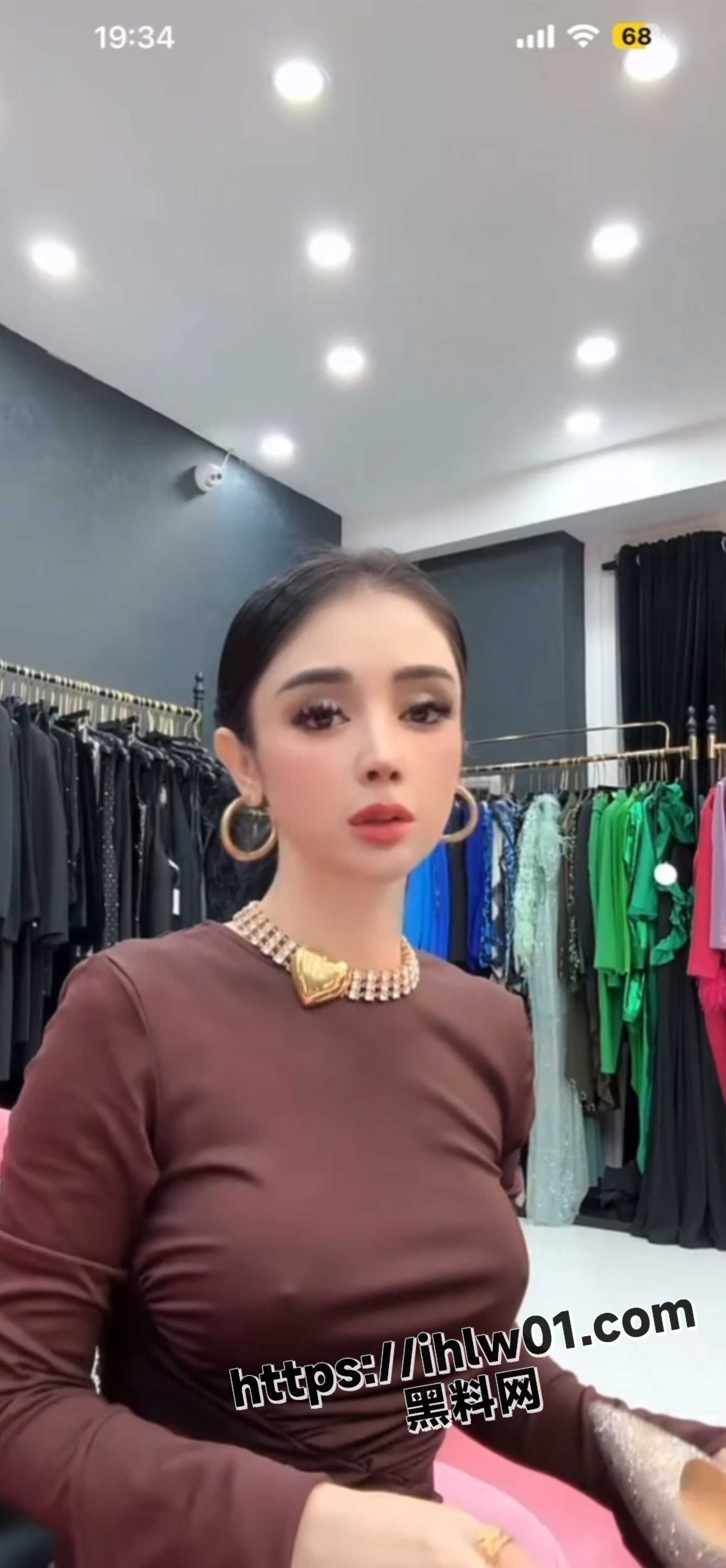 高颜值女主播 各个都是网络骚鸡 擦边真空闪现走光漏奶 精选高颜值合集！