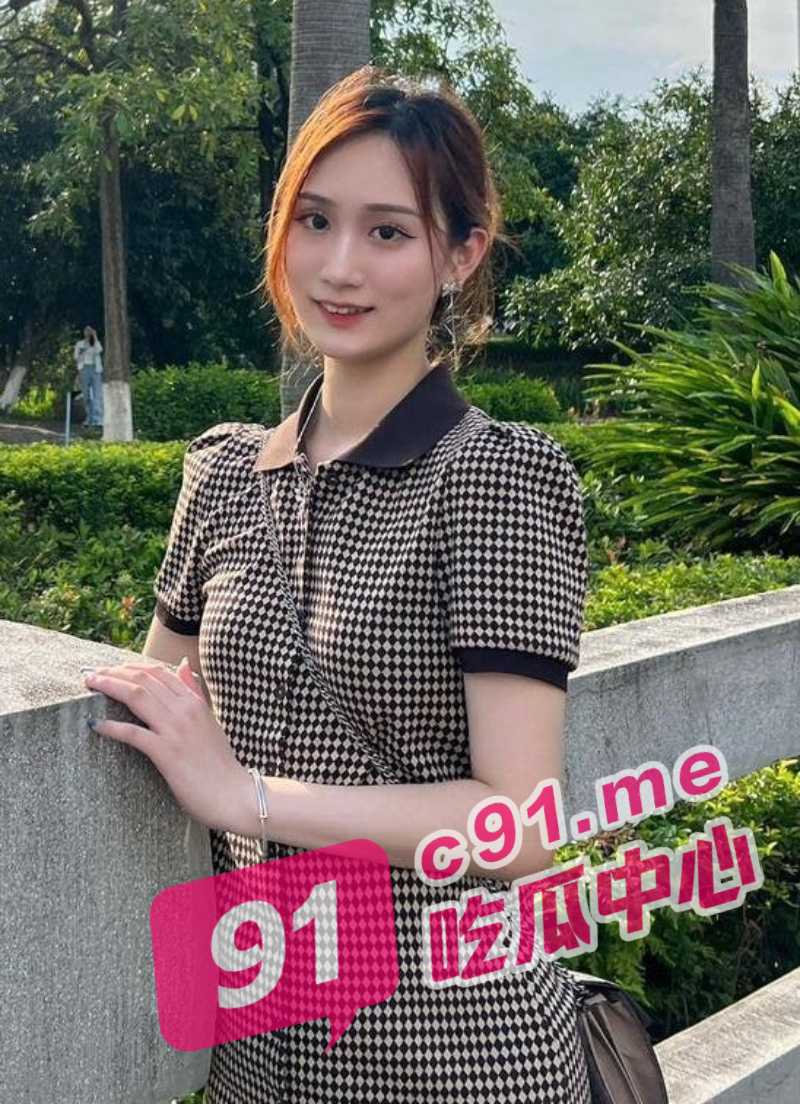 让你学舞蹈就是这样用的?艺校美女裸舞取悦富哥 被暴力玩弄!