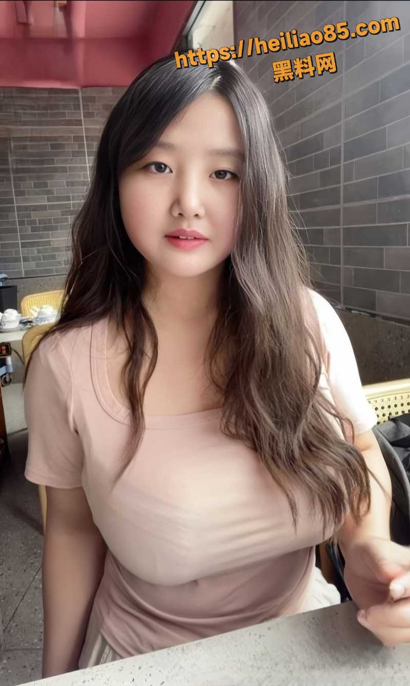 广东兼职主播 王晓佳 为了借款5000元 被迫脱光衣服抠逼插屁眼表演脱衣舞