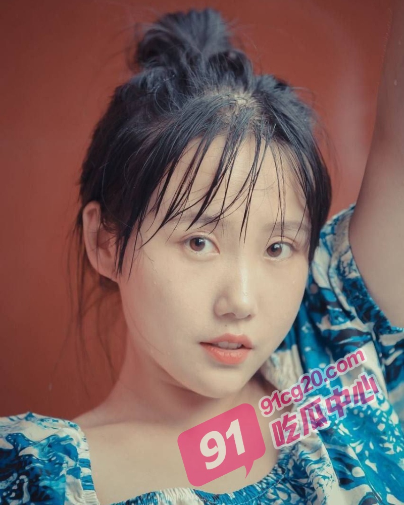 新婚少妇独守空房 老公头顶一片绿生活幸福又安谧！ 配图5