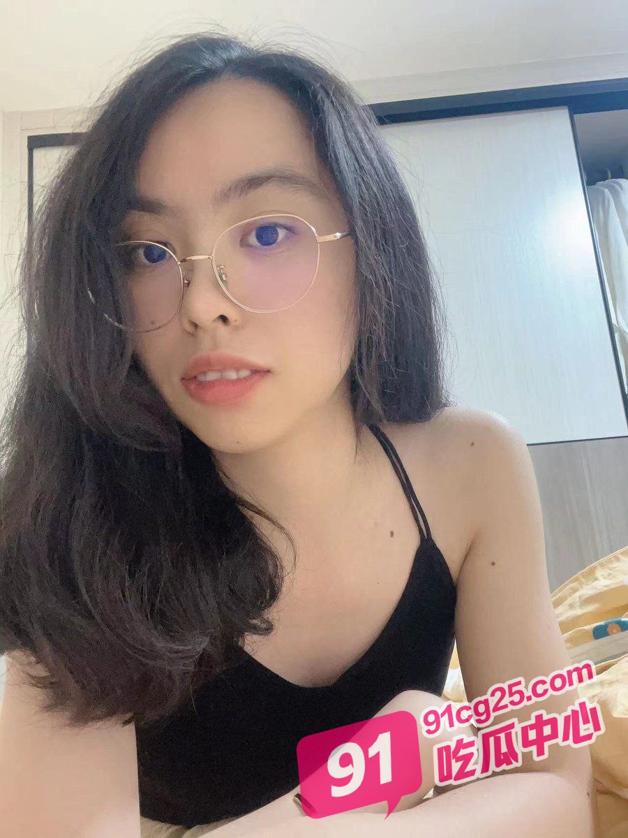 南京交通大学高材生林曼婷 楼梯间与男学长约炮 学霸原来也会发骚！