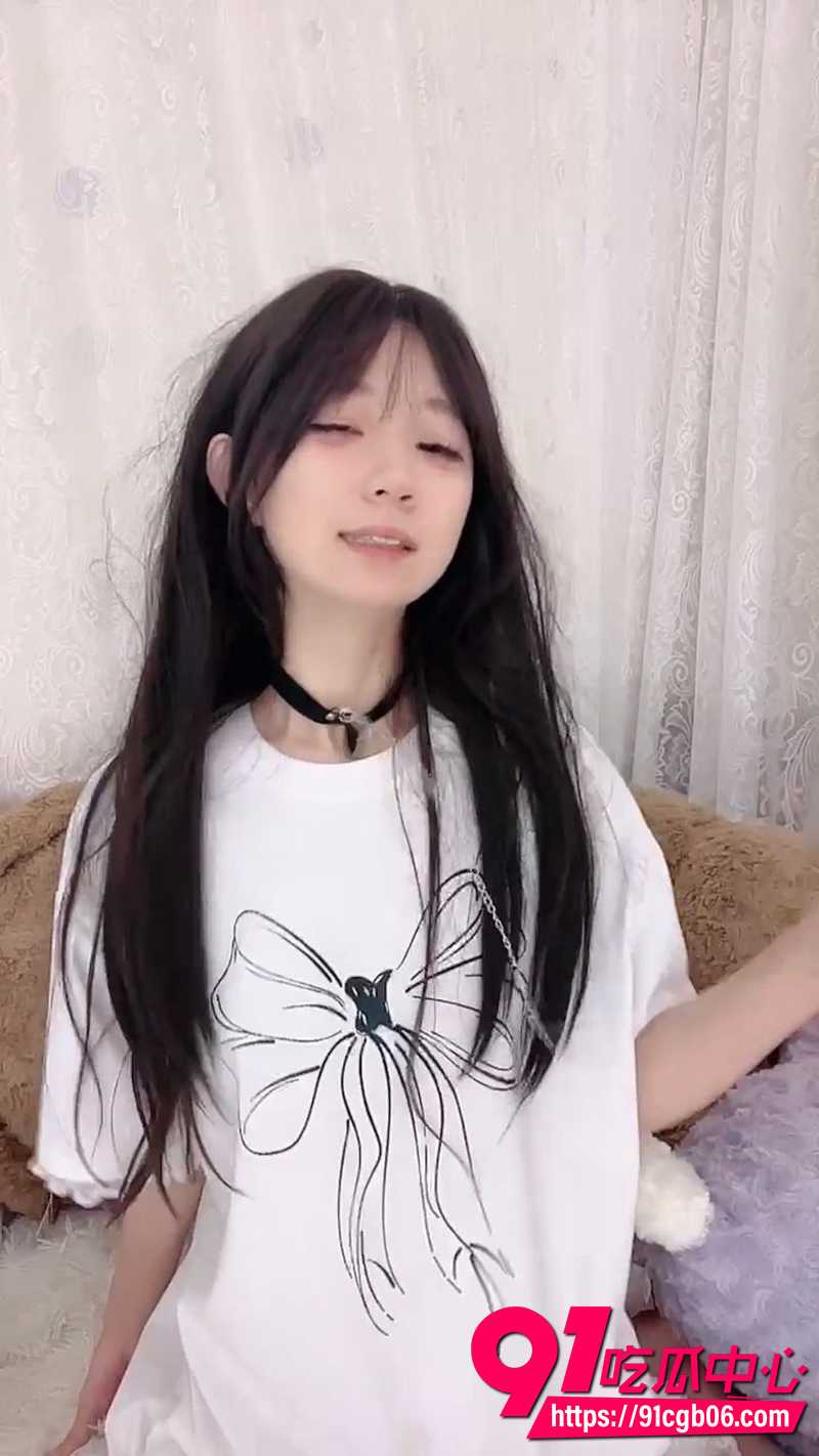 娃娃脸校花 5洛丽塔 付费直播录屏流出 娇小身材全裸骚舞抠逼 淫荡扭腰让人血脉喷张!