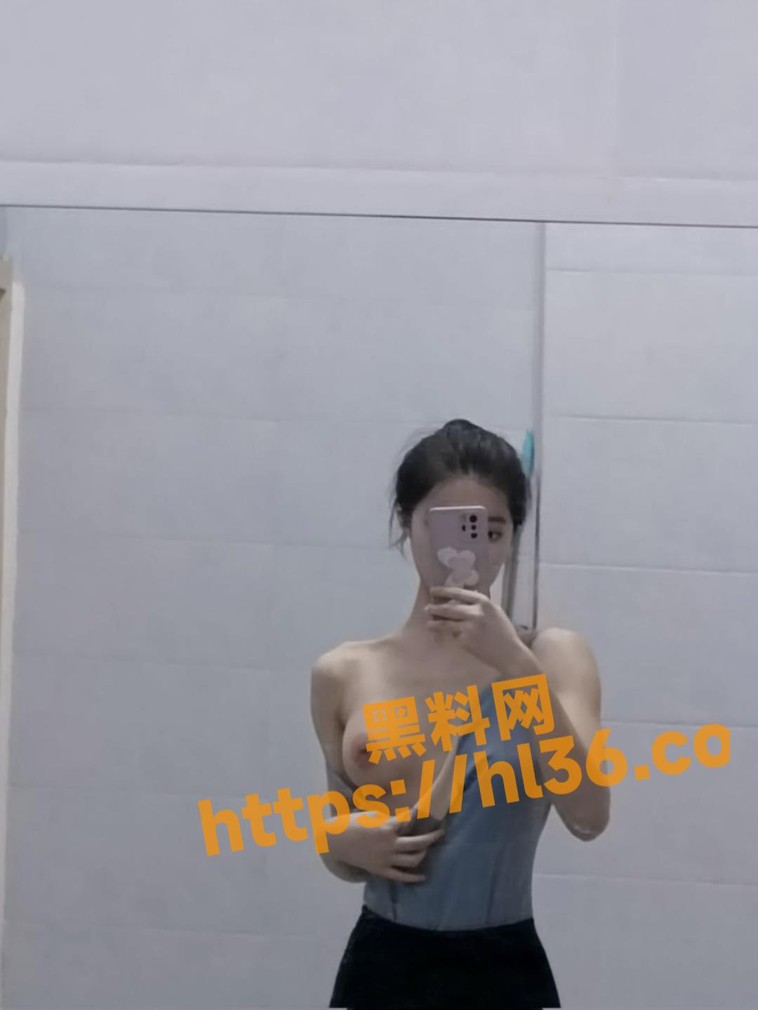 极品身材舞蹈生自拍合集 身材棒 双峰特别的迷人 让人看了就忍不住上手！