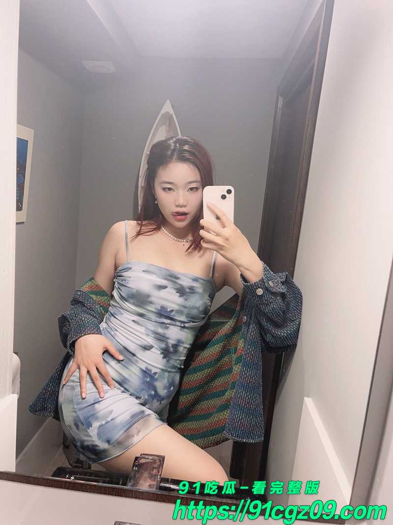 瓜友投稿!青岛骚逼妹子周利霞钟爱约炮露出 因约炮不喜欢带套多次堕胎~