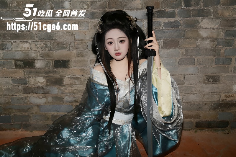 极品舞蹈老师 穿着汉服与金主无套做爱 4