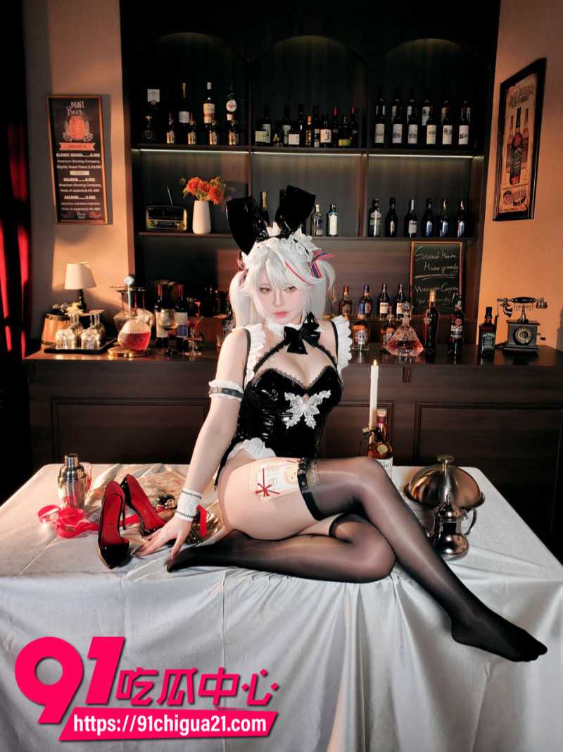 极品福利姬半半子大尺度黑丝写真4
