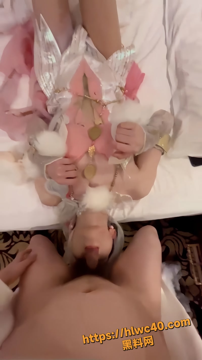 高颜值嫩妹 Maniacccccc 完美还原永劫无间小舞胡桃 露脸性爱无套抽插视频