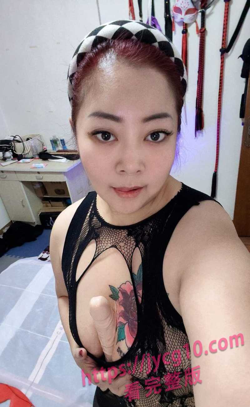 40岁依旧风情万种！韵儿最新黑丝挑逗片段曝光 配图3