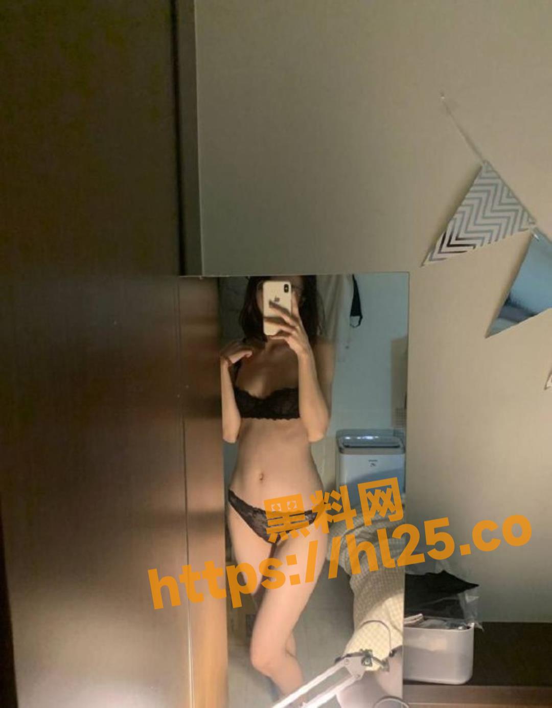 律师事务所新入职的实习生助理，被同事无套内射嫩骚逼，名副其实的升职器