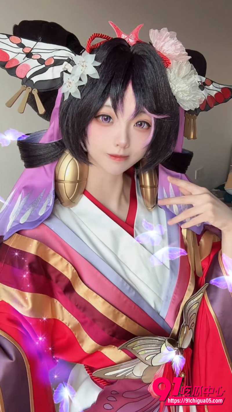 抖音40万粉丝网红 拿铁ouo11