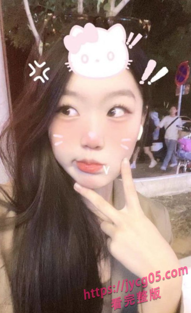 师范学院女神梁梦琼裸聊奔现！酒店激战实录流出太劲爆 配图2
