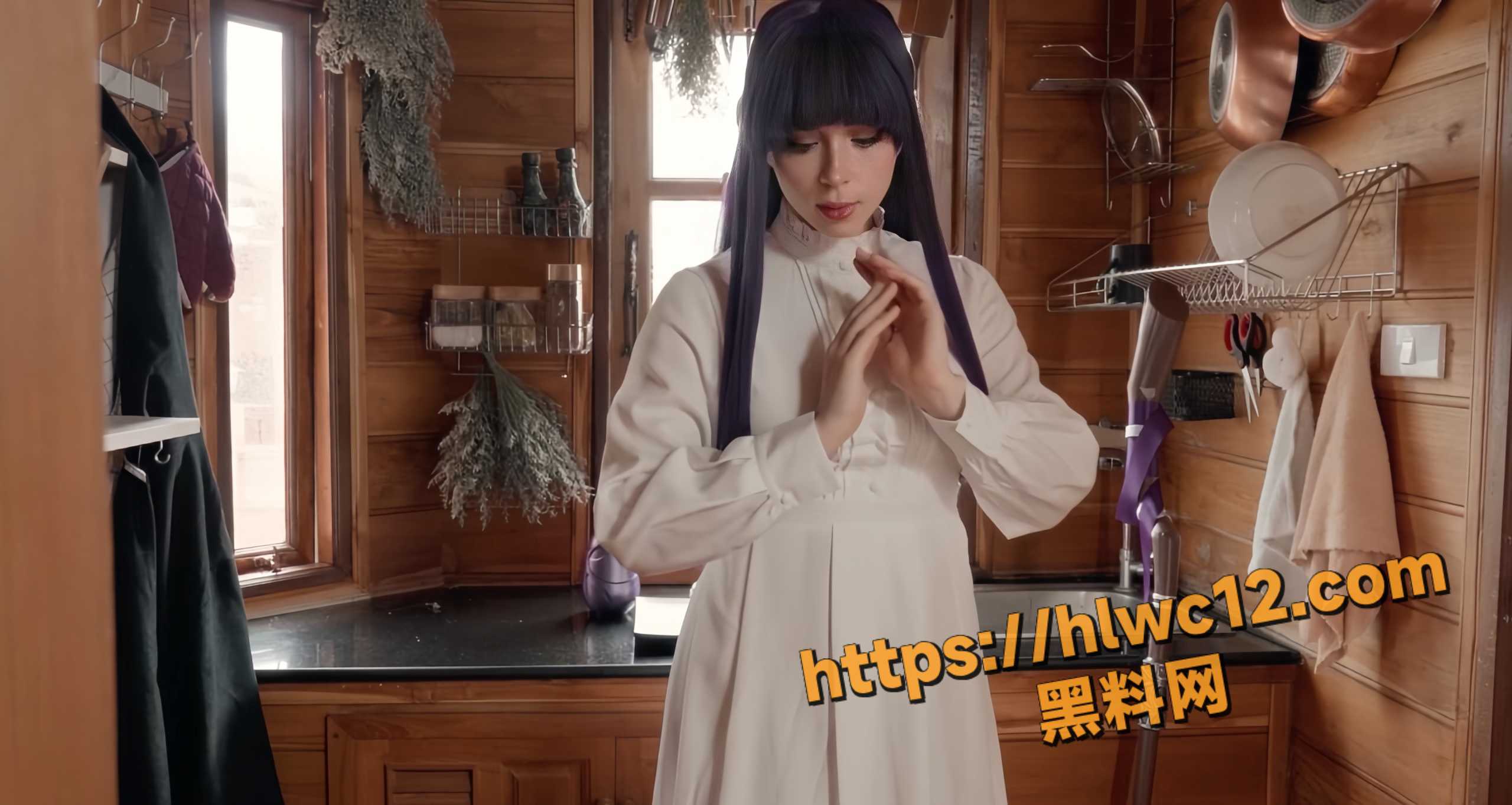 SweetieFox极品网黄 菲伦与芙莉莲 白虎嫩穴自慰后被无套内射