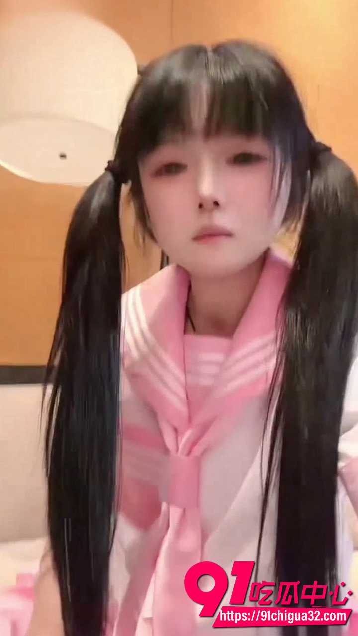 露脸双马尾少萝2 露脸双马尾少萝2
