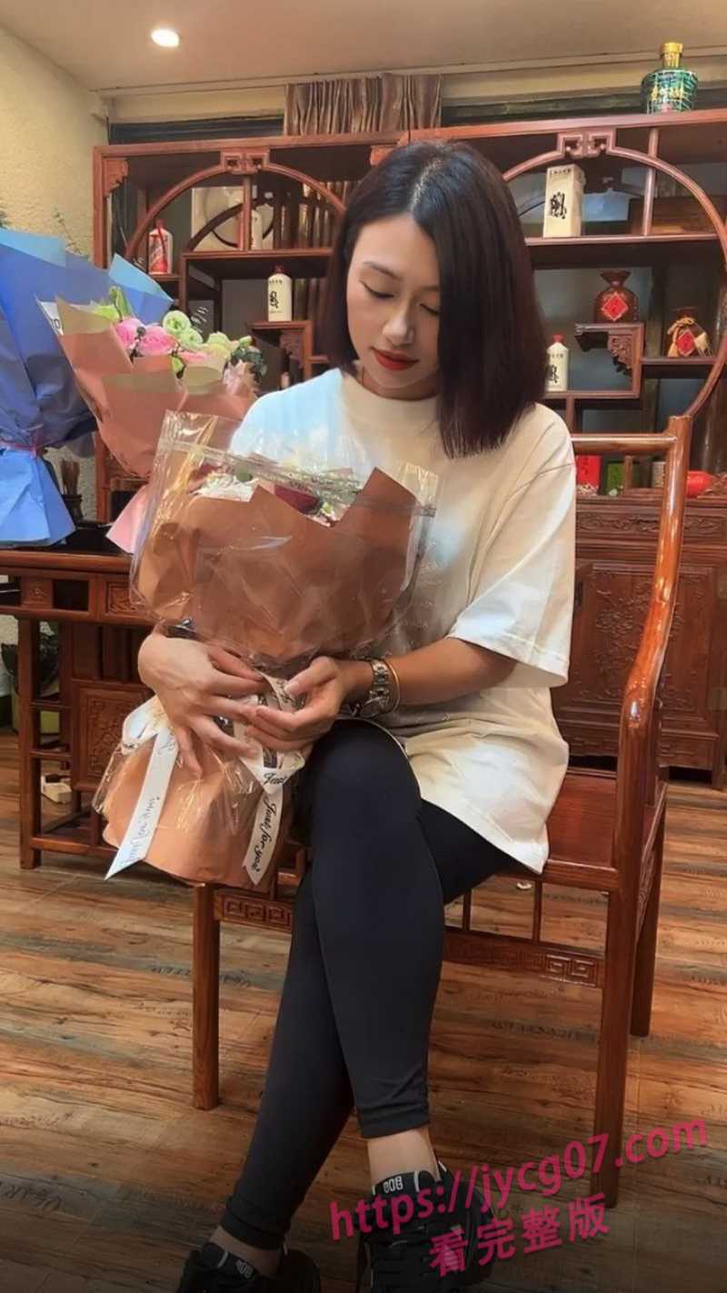 情人节约炮教程！用心套路轻松推倒熟女老师！偷情视频被流出！ 配图4