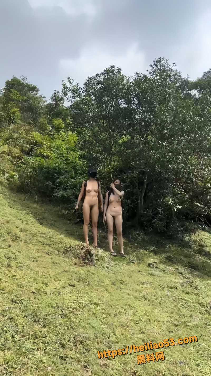户外露出博主 cikaimoon 姐妹全裸游山戏水 翘臀诱惑野性狂欢！