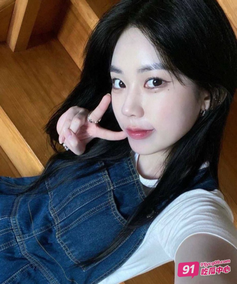 杭州高端模特 Esther 身份曝光 女友闺蜜竟是外围女 五千元交易成为刺激回忆