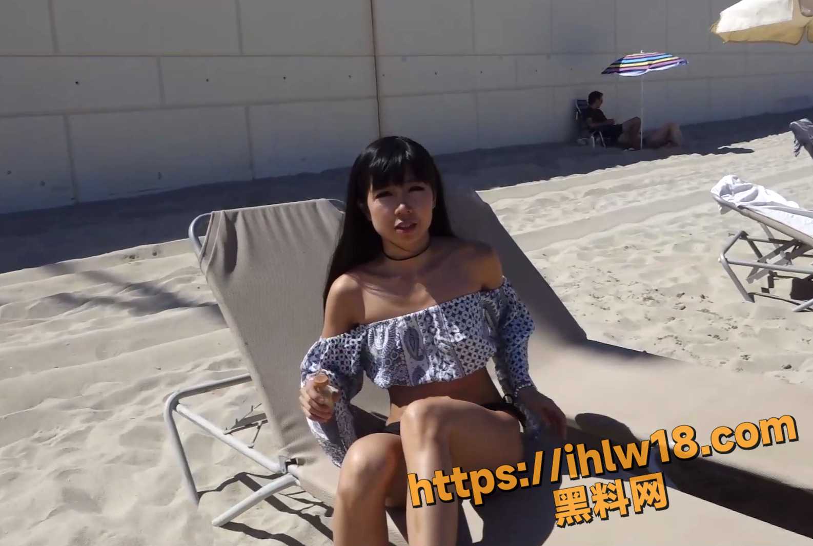 料友求稿 迪卡侬女主角水姐Littlesubgirl 全裸漫步于海滩还在海边自慰！
