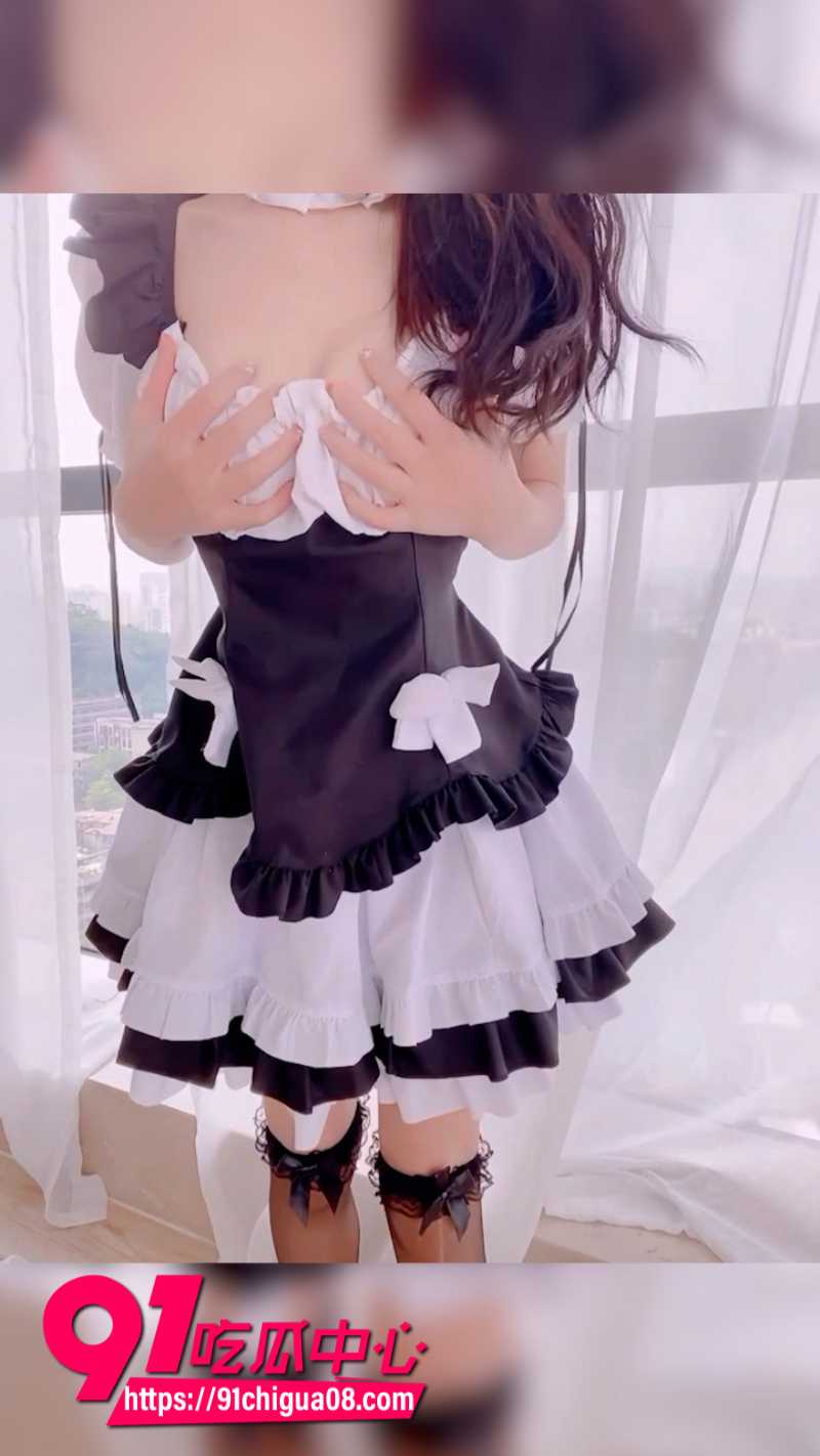 推特极品萝莉芋圆呀呀女仆装自慰福利13