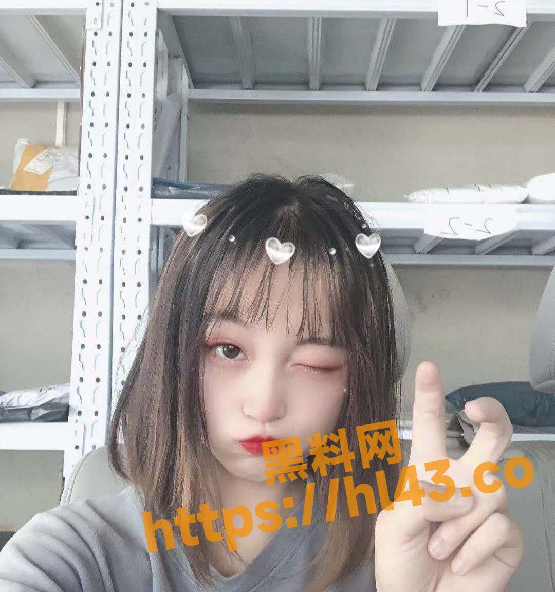 泰国可爱学生妹 自拍裸体视频自慰 狠狠的揉捏自己的奶子 给男朋友撸管打飞机！