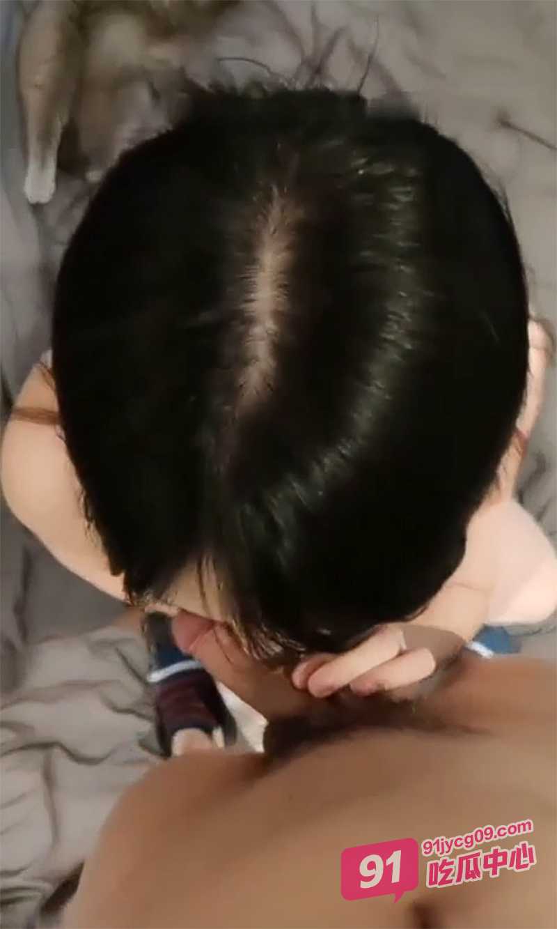 大奶妹子深夜福利 直播勾引做爱大秀 两个肉球真是极品！
