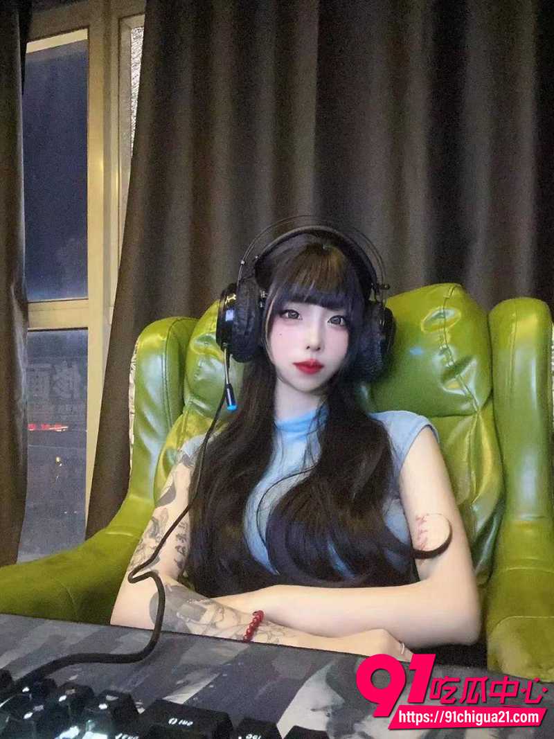 抖音万粉网红沐沐不吃姜 不雅视频性爱流出 女上位猛摇榨精娇喘可射!