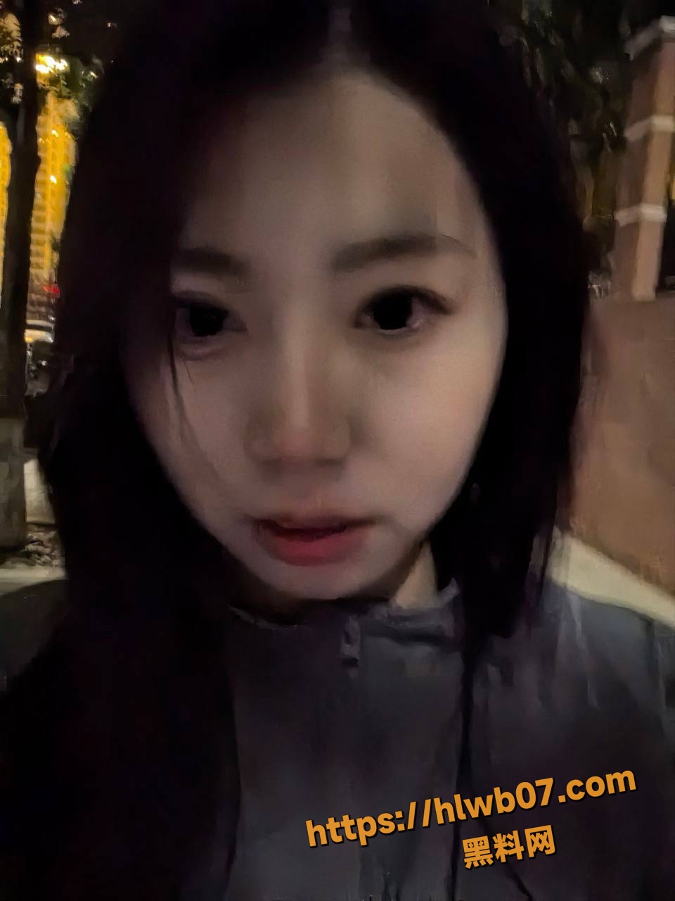 广州极品美女 穿女仆装酒店深喉口交 男友巨屌塞满小嘴 口水拉丝诱惑满满！