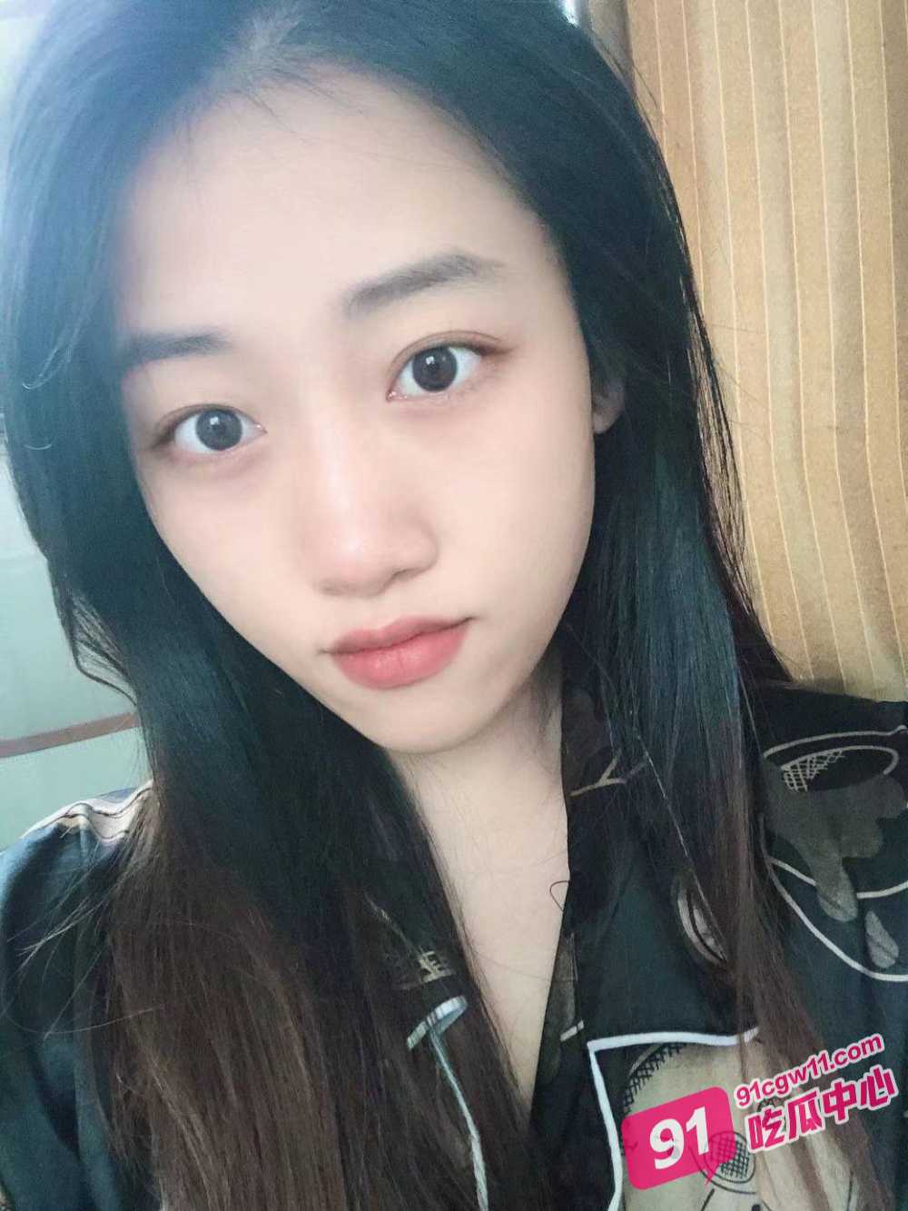 广东湛江气质美女沈心怡～被金主包养调教视频泄密 完美露脸骚气十足 配图