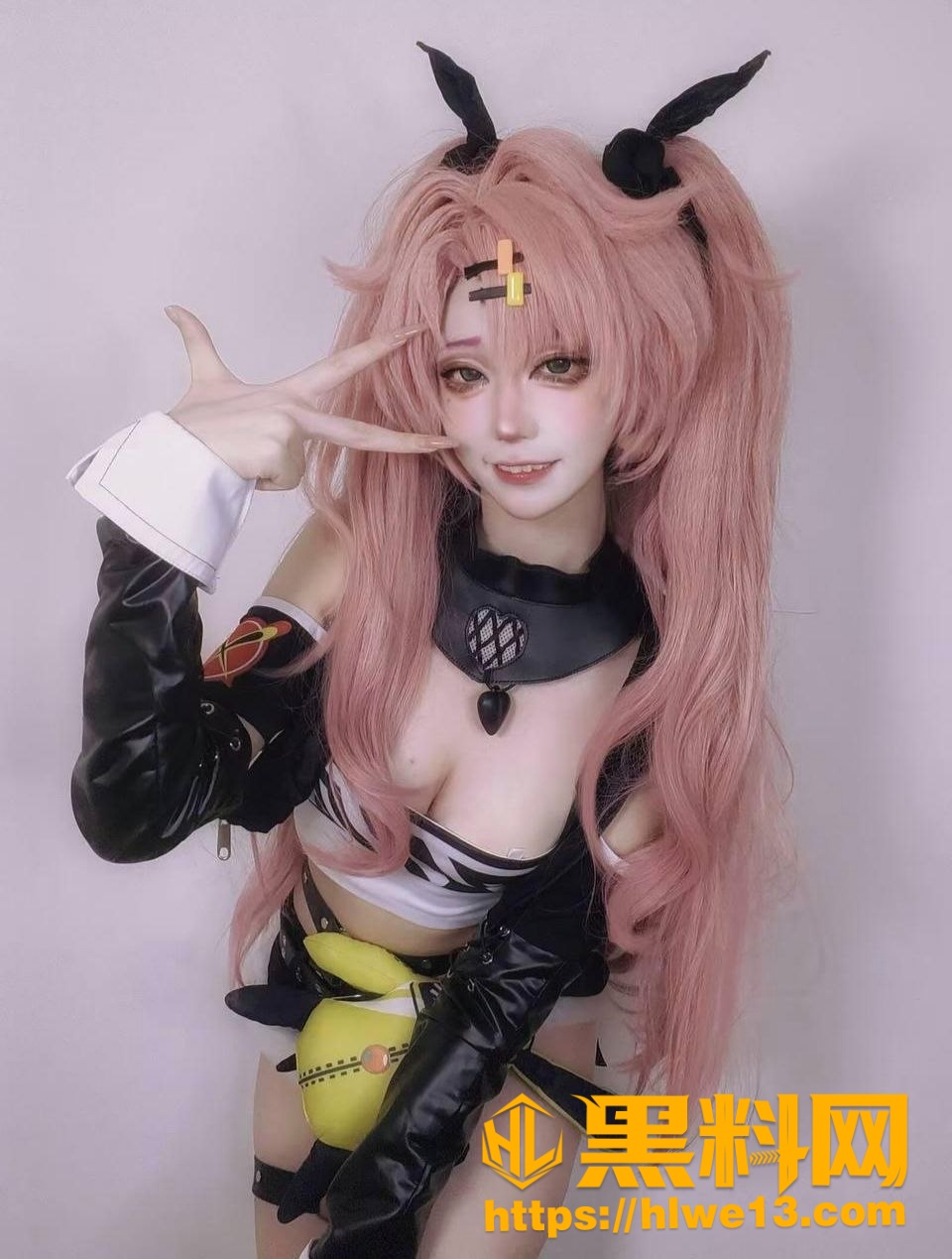 最新极品Cosplay御姐 虎皮折耳猫 会员入会福利流出 与金主约炮被操到潮喷
