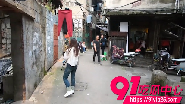 站街大姐不想努力了 2