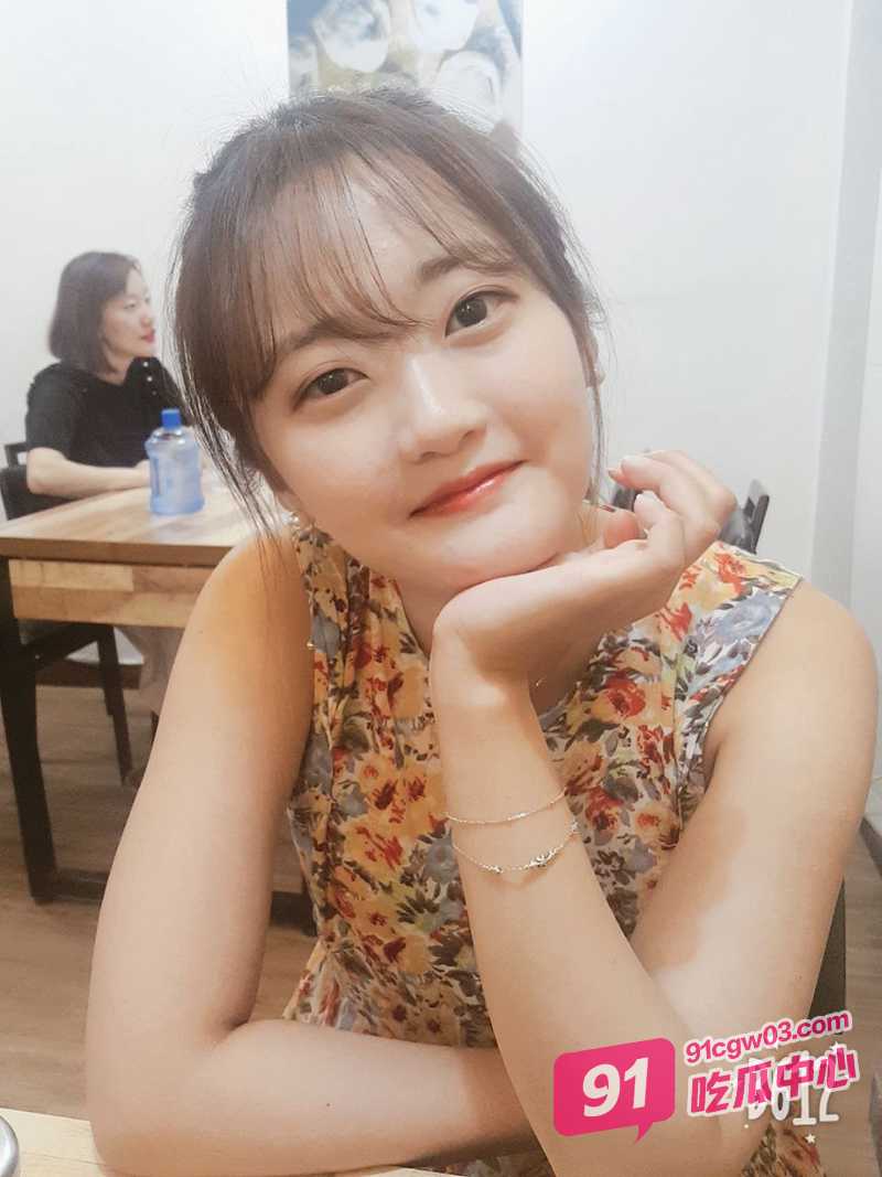 韵味少妇偷情小鲜肉 全程露脸骚浪姿态 长腿缠腰疯狂扭动呻吟娇喘不断 场面超级缠绵！ 配图6