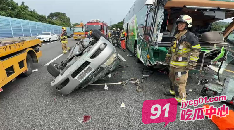 车祸惨剧警示合集 你永远不知道明天跟意外哪个先来！ 配图3