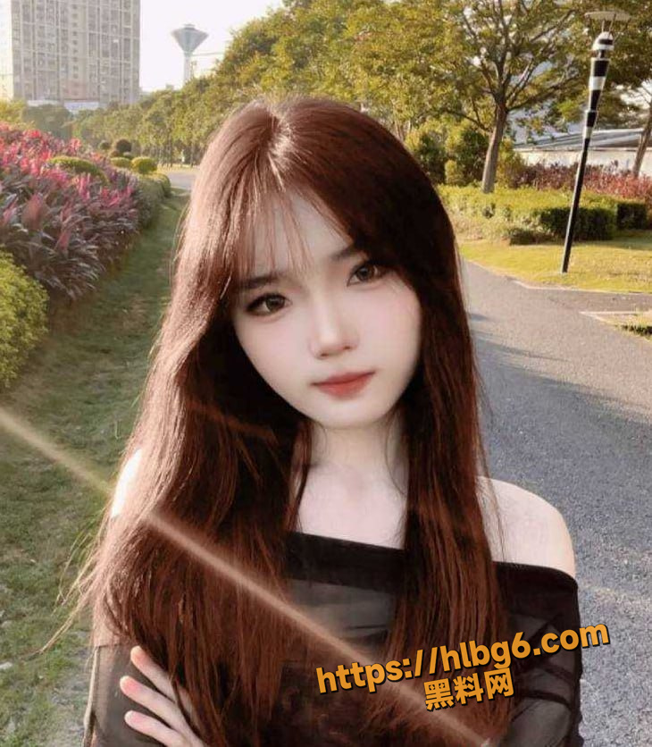 网友真实在陌陌上陈述自己约炮经历 高颜值女神级妹子深情口交 欲望的眼神恨不得将整根直接吞下！