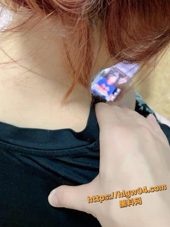 海角社区 妈妈的丰乳肥臀 11—15集 后续会持续更新！