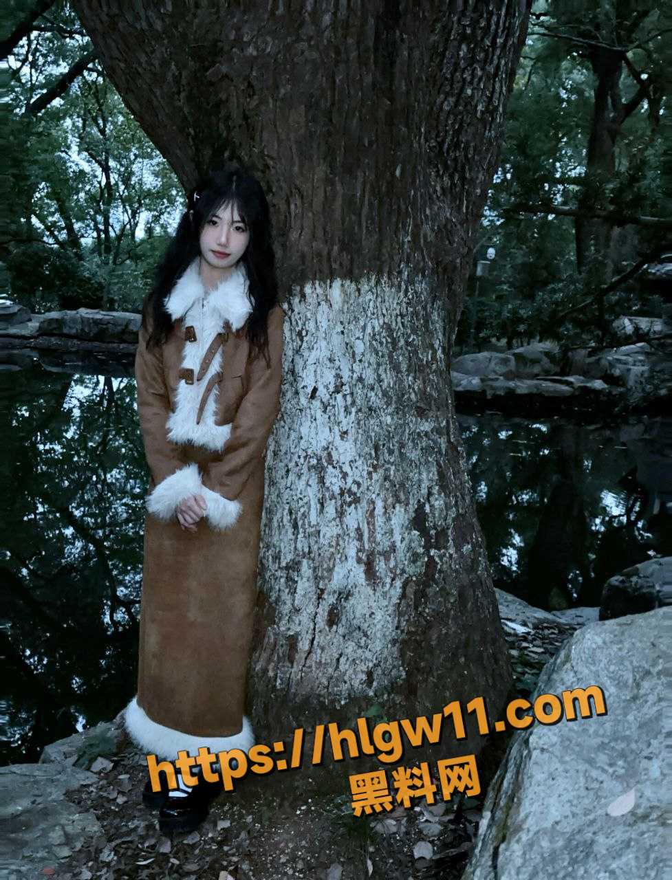 南昌工程学院 李娜 约炮泄密 小骚货穿着各种制服配合炮友无套内射！