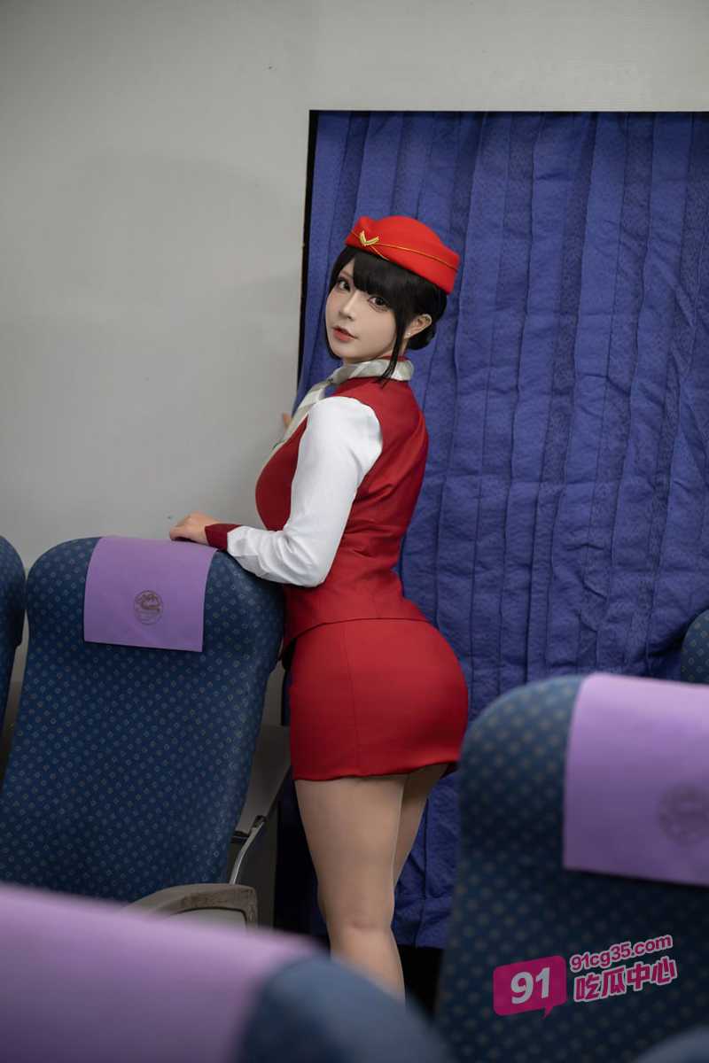 秀人网美少 yuuhui玉汇 最新写真福利 “尊敬的客户 这是您的升舱奖励” 配图
