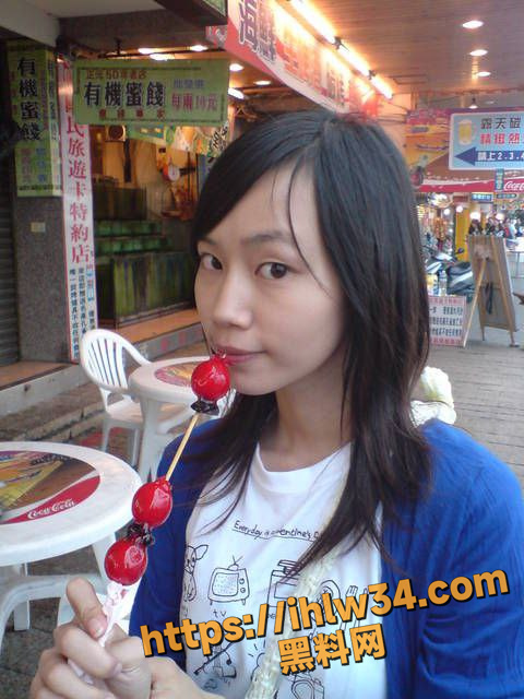 台湾已婚人妻 眼镜反差母狗居家大尺度自拍性爱视频曝光流出 骚母狗怀孕期间乳头黑了也要坚持每天一次！