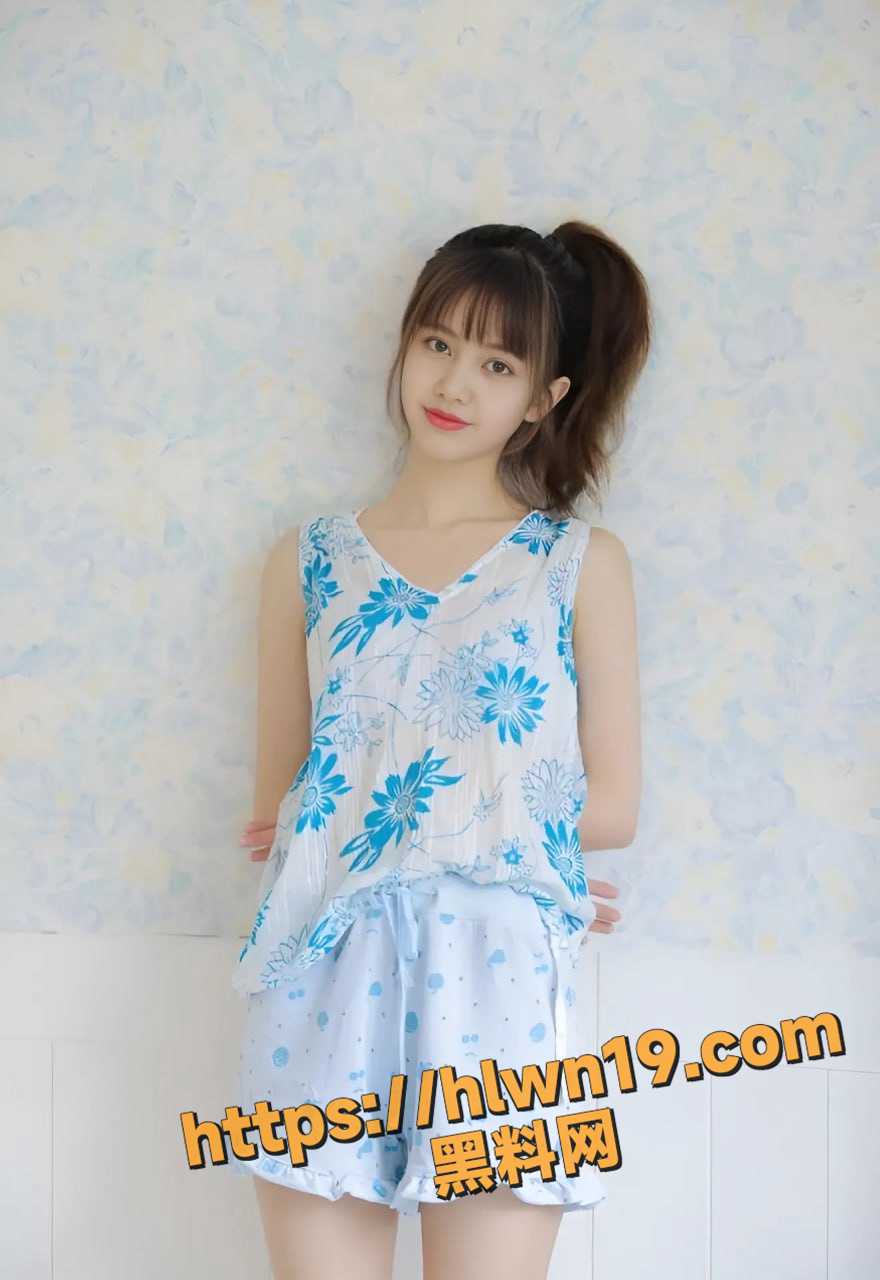 鸳鸯戏水乐趣无穷 外网非常火热流传的日本极品高颜嫩妹 酷似女星 Lisa 与男友亲热视频被曝光！