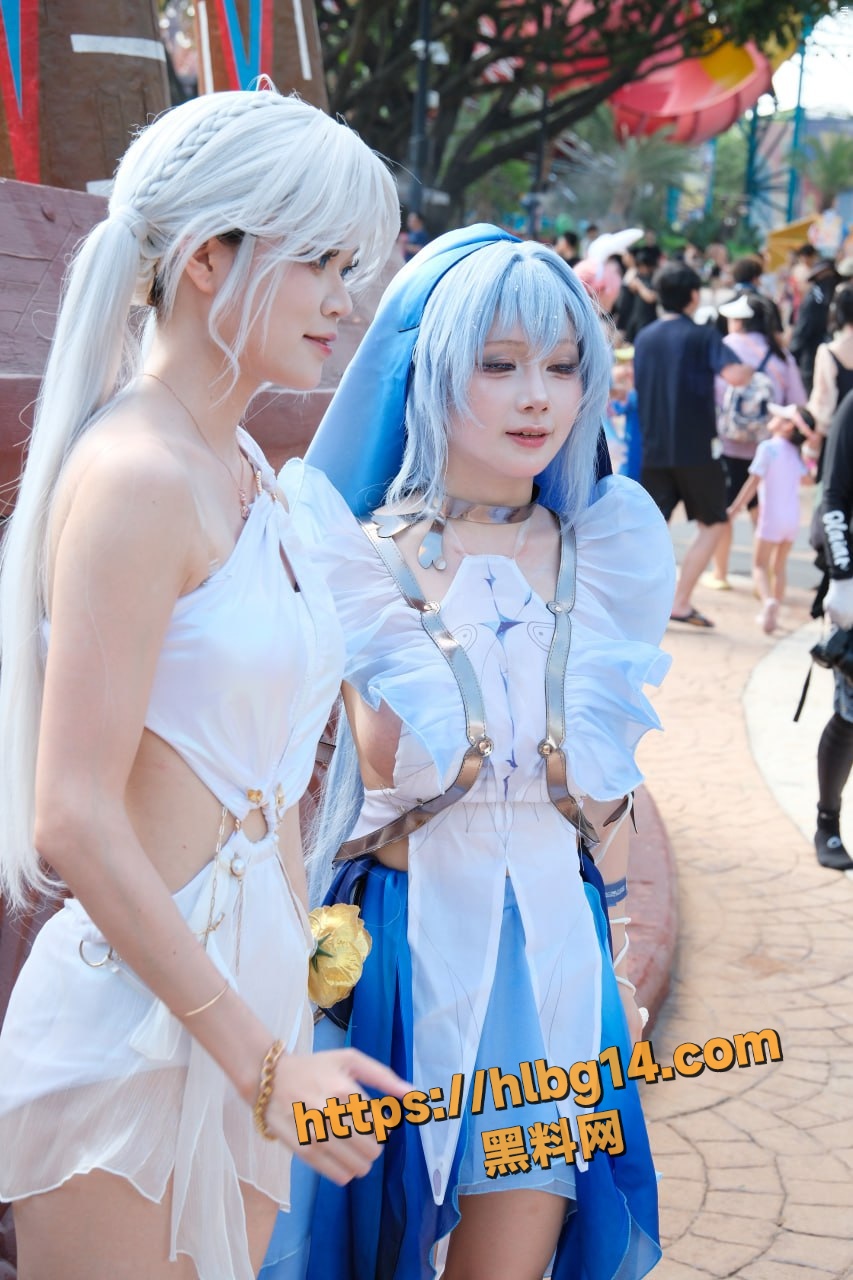 2025云上漫展长隆水世界美女云集 二次元Cos走光露点 Cosplay盛宴点燃夏日激情！
