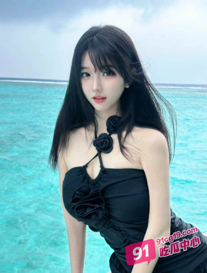 妹妹的第一次给了我！ 趁爸妈不在家妹妹的小嫩逼是我的最爱！ 配图2