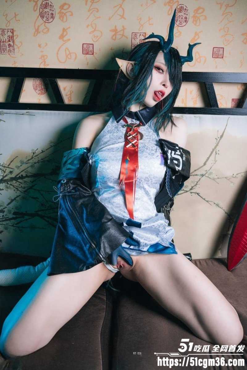台湾极品福利姬 浵卡Tokar COS服做爱合集 1