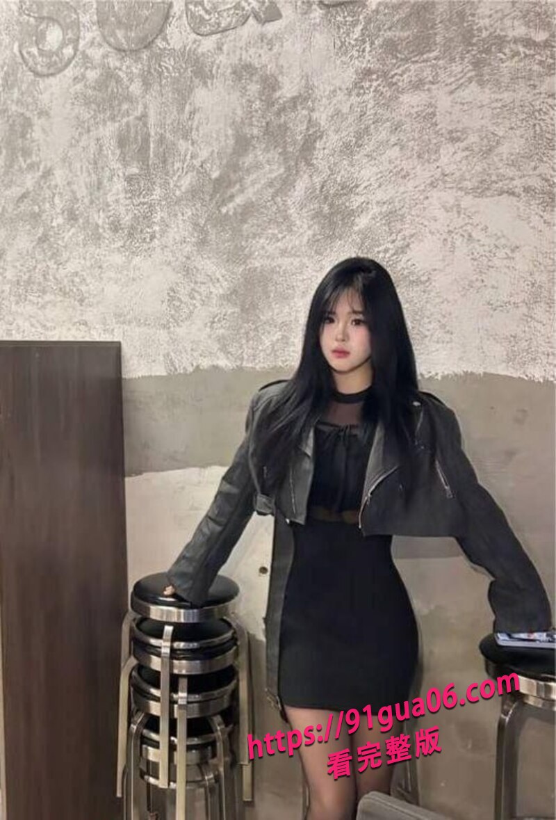 女大学生私密视频流出 清纯学妹秒变性感尤物