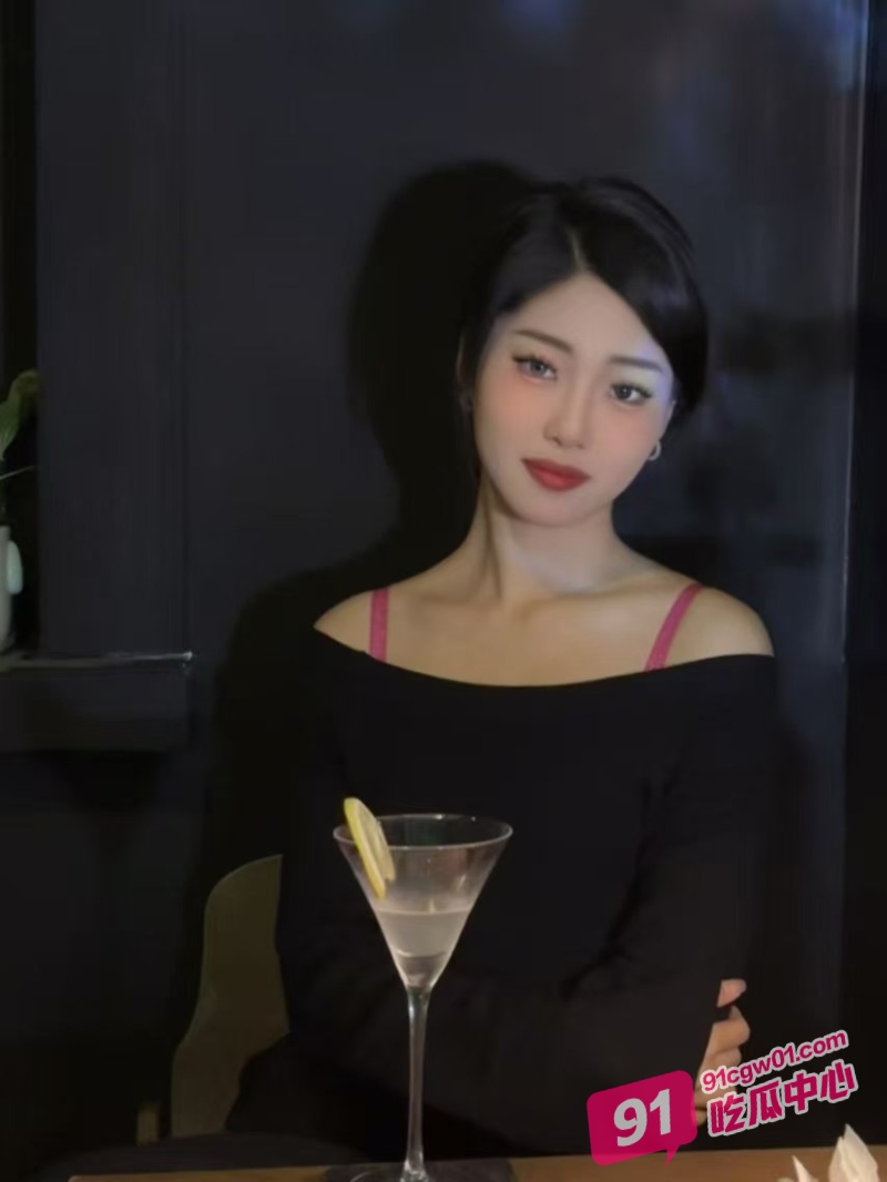 滁州学院清纯女大曹蓉蓉与网恋男友酒店打炮惨被偷拍 妖娆身段被渣男爆干！ 配图3