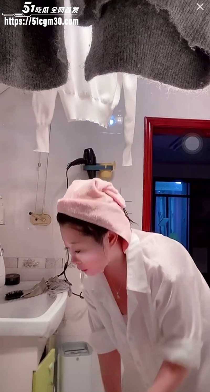 抖音众多美女主播走光闪点 2