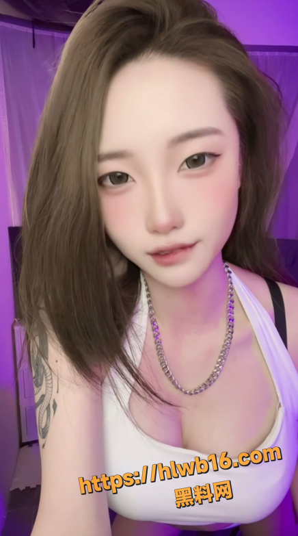 抖音高颜值擦边网红 小粉 收费定制福利合集 大秀美乳翘臀 性感到喷鼻血！