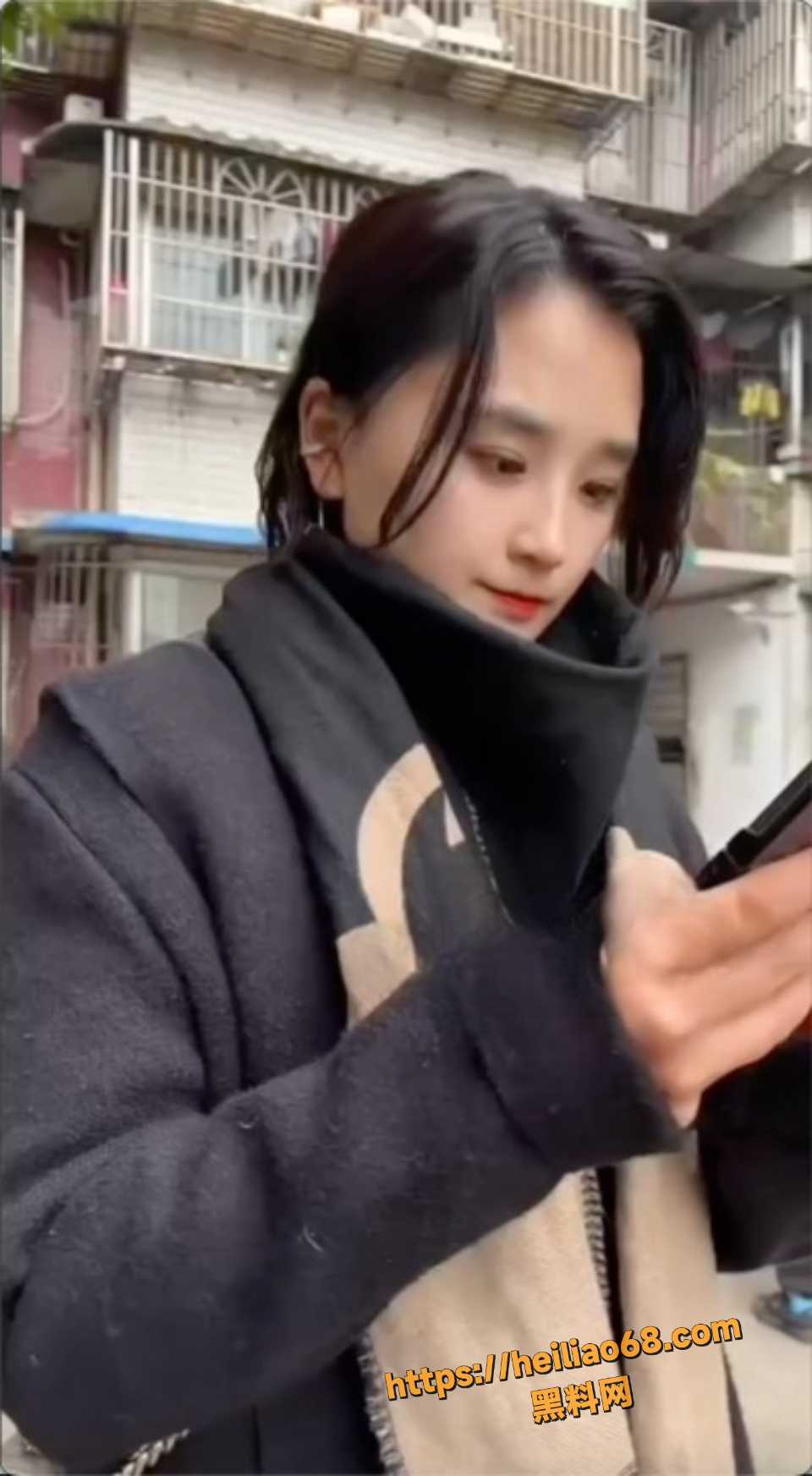 喜欢户外露出的博主 红尘妃子 公厕勾引流浪汉口交喝尿 连体黑丝诱惑无限
